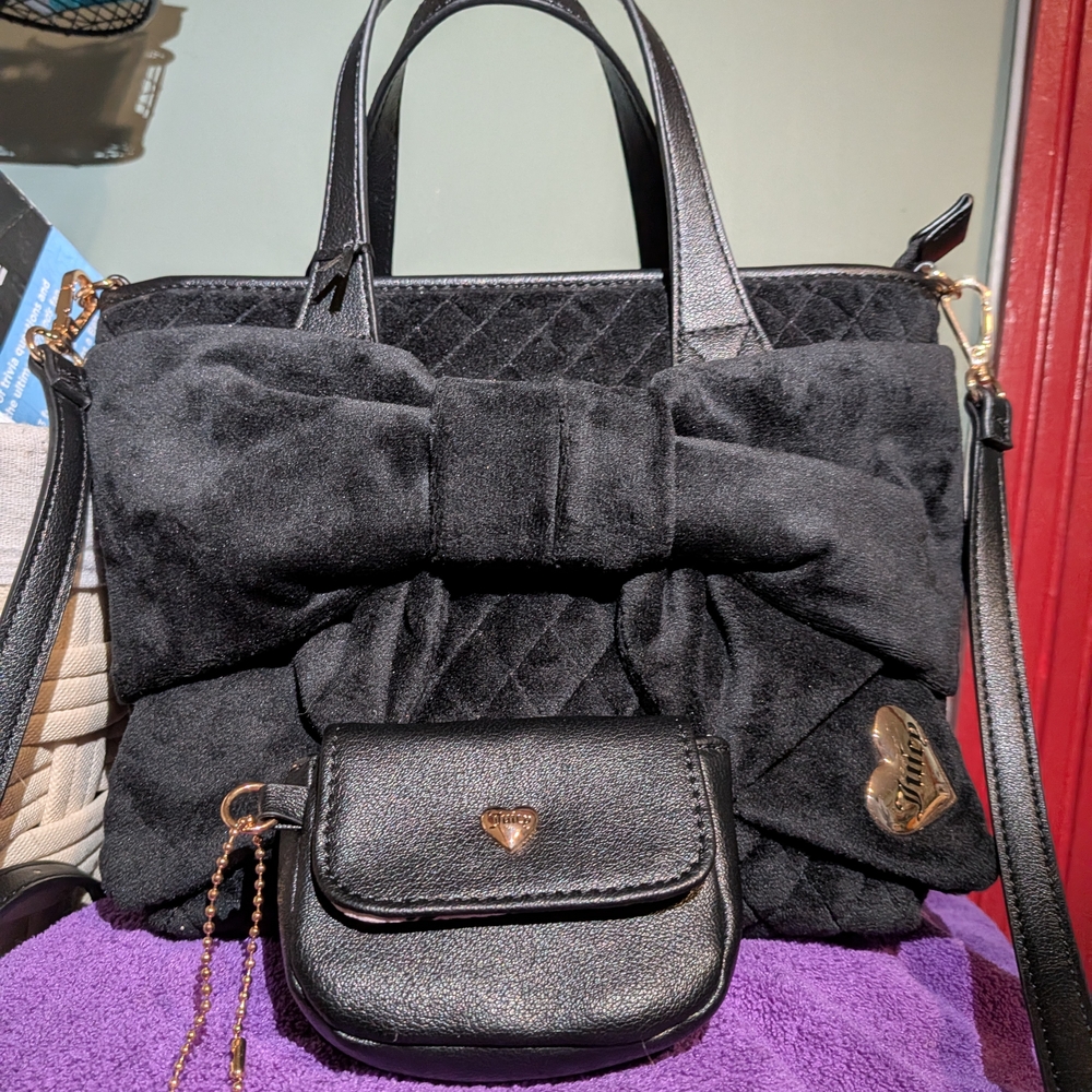 Juicy CuitorCharming Bow Quilted Black Tote Bag with Removable Pouch